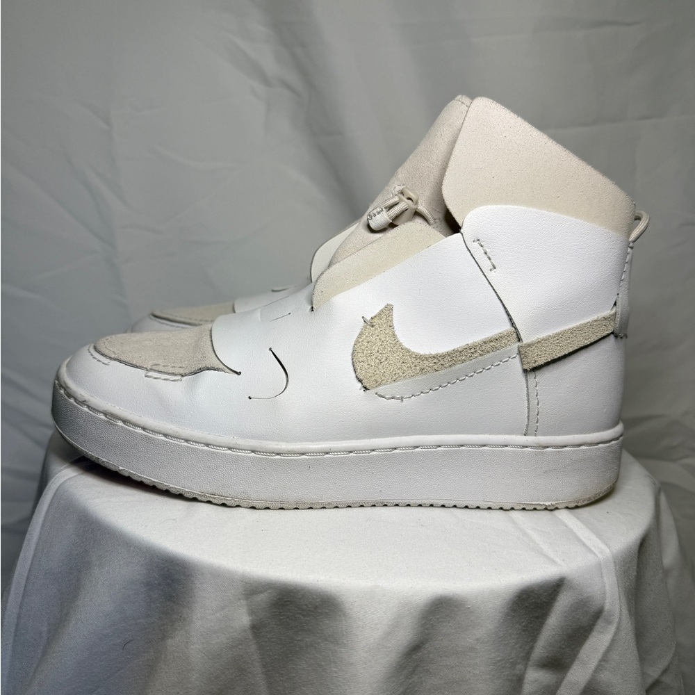 Nike Vandalize LX Women’s Hightop Shoe